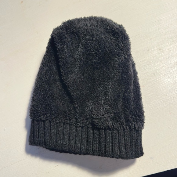 UGG Men's Black Knit Beanie Unisex - Picture 5 of 8